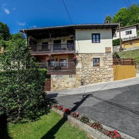 Gospodarstwo wiejskie Balcones De Nieda 2 *