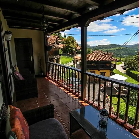 Balcones De Nieda 2 Onís