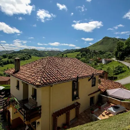 Balcones De Nieda 2 Gospodarstwo wiejskie *