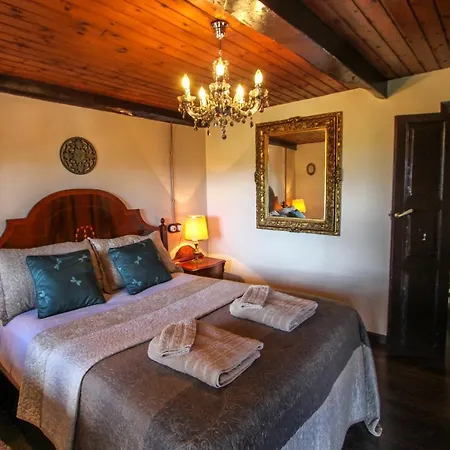 Balcones De Nieda 2 Country house Cangas de Onis